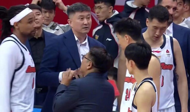 华体会体育app下载-广东男篮3外援出征福建，拉科塞维奇随队，麦考尔缺席 确定被放弃