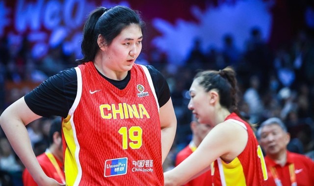 华体会体育官方网站-打完捷克，才搞懂中国女篮中锋状态不佳的原因，球迷：怀念黄思静